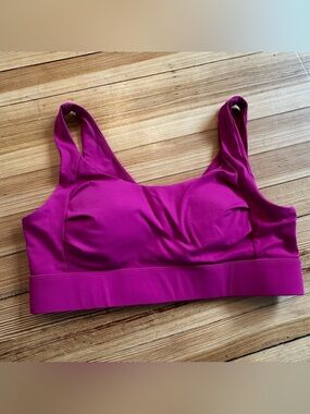 90 Degrees, women’s magenta sports bra, size L